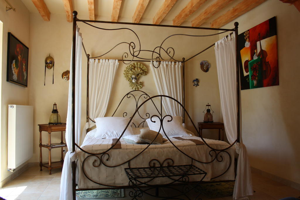 Chambres D'Hotes Les Chatelains Ennordres Rom bilde